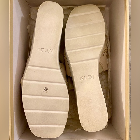 NYDJ Womens Rory Ivory Nubuck Wedges Size 8.5 M WORN ONCE Like New - Picture 8 of 8